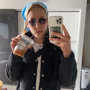 Meet your Posher, Carley